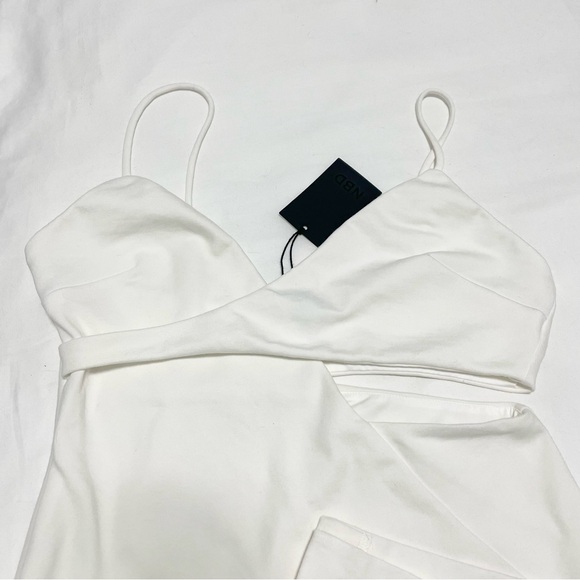 SOLD // NBD Titan Dress in Ivory Size Medium - Picture 5 of 8